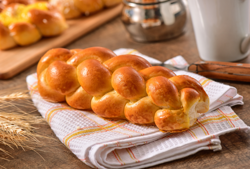 Bánh mì hoa cúc có thời hạn sử dụng khác nhau tùy vào nhà sản xuất trên bao bì và cách bảo quản của người tiêu dùng