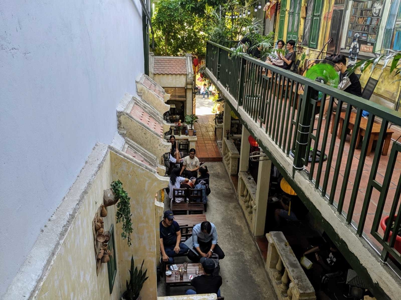 Ngách 160 cafe - cafe núp hẻm cho những ai yêu thích không gian cổ điển, cafe ngon cùng tiếng nhạc du dương cực chill